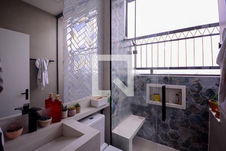 Apartamento à venda com 175m², 3 quartos e 3 vagas Apartamento à venda com 175m², 3 quartos e 3 vagasÁrea de Lazer - Banheiro