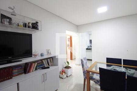 Sala de apartamento à venda com 3 quartos, 127m² em Letícia, Belo Horizonte