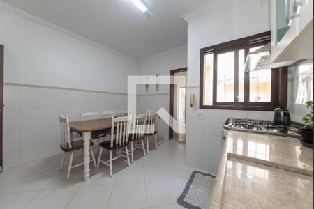 Casa à venda com 174m², 3 quartos e 2 vagasCozinha