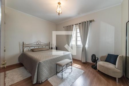 Casa à venda com 174m², 3 quartos e 2 vagasQuarto 1