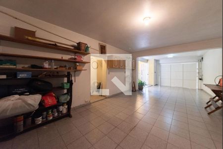 Casa à venda com 174m², 3 quartos e 2 vagasGaragem