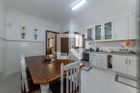 Casa à venda com 174m², 3 quartos e 2 vagasCozinha