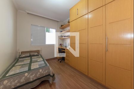 Casa à venda com 174m², 3 quartos e 2 vagasQuarto 3