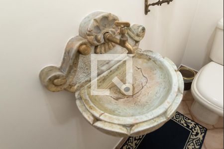 Casa à venda com 174m², 3 quartos e 2 vagasLavabo