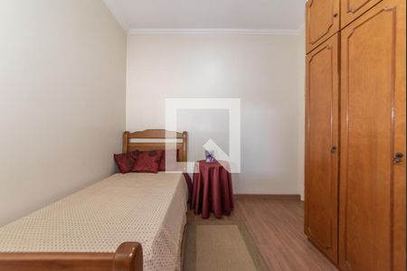 Casa à venda com 174m², 3 quartos e 2 vagasQuarto 2