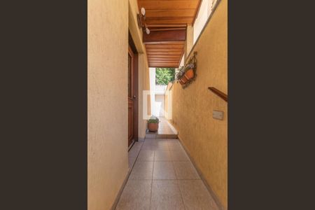 Casa à venda com 174m², 3 quartos e 2 vagasEntrada