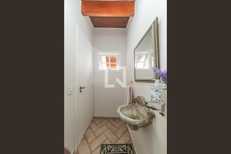 Casa à venda com 174m², 3 quartos e 2 vagasLavabo