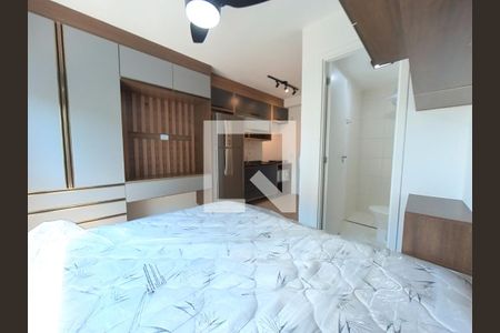 Quarto/Cozinha de apartamento para alugar com 1 quarto, 17m² em Vila Mangalot, São Paulo