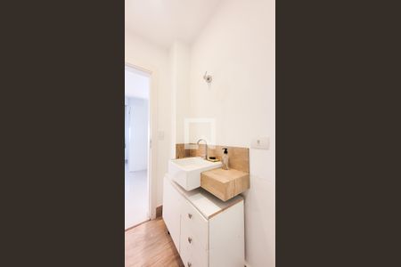 Apartamento à venda com 70m², 3 quartos e sem vagaBanheiro Social