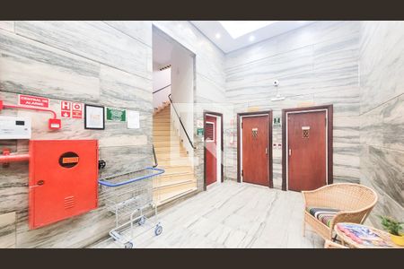 Apartamento à venda com 70m², 3 quartos e sem vagaÁrea comum