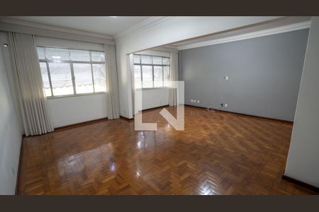 Sala  de apartamento à venda com 4 quartos, 155m² em Icaraí, Niterói