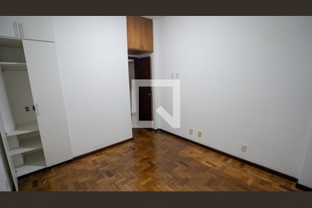 Quarto 1 de apartamento à venda com 4 quartos, 155m² em Icaraí, Niterói