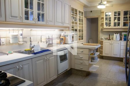 Apartamento à venda com 125m², 2 quartos e 1 vaga Apartamento à venda com 125m², 2 quartos e 1 vagaCozinha