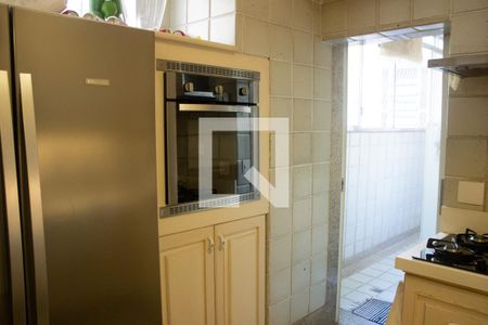 Apartamento à venda com 125m², 2 quartos e 1 vaga Apartamento à venda com 125m², 2 quartos e 1 vagaCozinha