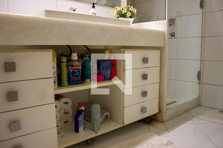 Apartamento à venda com 125m², 2 quartos e 1 vaga Apartamento à venda com 125m², 2 quartos e 1 vagaBanheiro 1