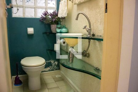 Apartamento à venda com 125m², 2 quartos e 1 vaga Apartamento à venda com 125m², 2 quartos e 1 vagaLavabo