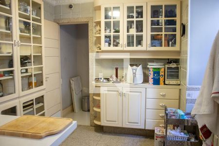 Apartamento à venda com 125m², 2 quartos e 1 vaga Apartamento à venda com 125m², 2 quartos e 1 vagaCozinha