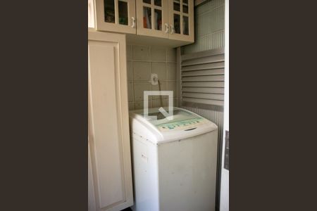 Apartamento à venda com 125m², 2 quartos e 1 vaga Apartamento à venda com 125m², 2 quartos e 1 vagaÁrea de serviço