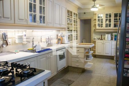 Apartamento à venda com 125m², 2 quartos e 1 vaga Apartamento à venda com 125m², 2 quartos e 1 vagaCozinha