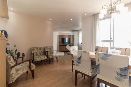 Apartamento para alugar com 64m², 2 quartos e 1 vagaSala