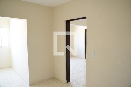 Quarto de casa para alugar com 1 quarto, 50m² em Jardim Nomura, Cotia