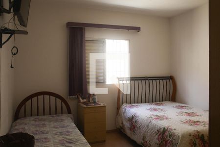 Casa à venda com 127m², 2 quartos e 6 vagas Casa à venda com 127m², 2 quartos e 6 vagasQuarto 2