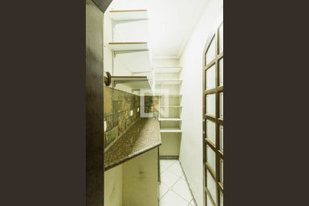Casa à venda com 249m², 4 quartos e 4 vagasCozinha - Armários
