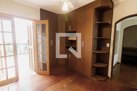Casa à venda com 249m², 4 quartos e 4 vagasQuarto 3