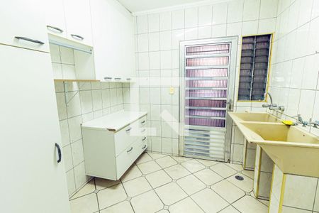 Casa à venda com 249m², 4 quartos e 4 vagasÁrea de Serviço