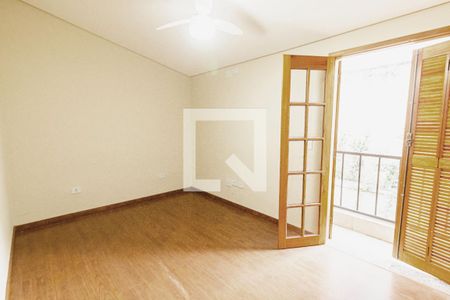 Casa à venda com 249m², 4 quartos e 4 vagasQuarto 2