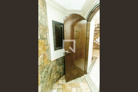 Casa à venda com 249m², 4 quartos e 4 vagasBanheiro/Lavabo 2