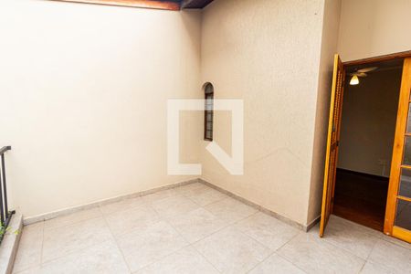 Casa à venda com 249m², 4 quartos e 4 vagasVaranda do Quarto 3