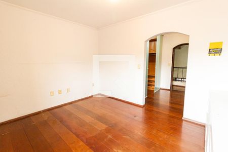 Casa à venda com 249m², 4 quartos e 4 vagasQuarto 4 - Suíte