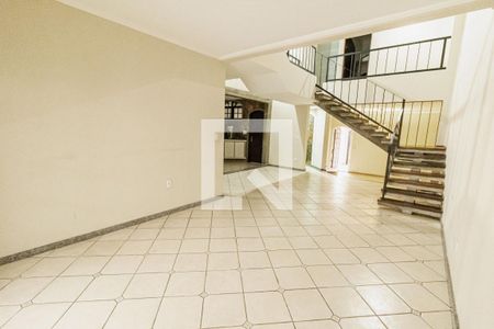 Sala de casa à venda com 4 quartos, 249m² em Vila Camilopolis, Santo André