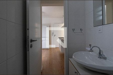 banheiro social de apartamento para alugar com 1 quarto, 21m² em Aclimação, São Paulo