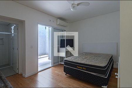 quarto e cozinha compartilhadas de apartamento para alugar com 1 quarto, 21m² em Aclimação, São Paulo