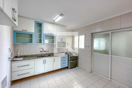 Apartamento à venda com 133m², 4 quartos e 2 vagasCozinha