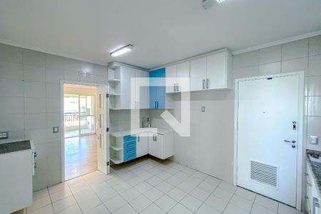 Apartamento à venda com 133m², 4 quartos e 2 vagasCozinha