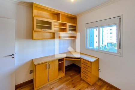 Apartamento à venda com 133m², 4 quartos e 2 vagasQuarto 3