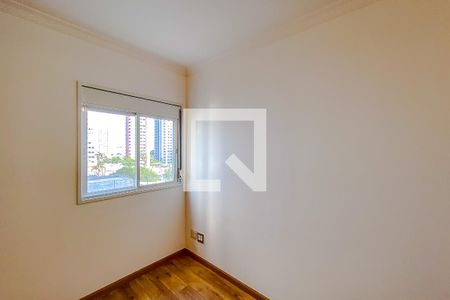 Apartamento à venda com 133m², 4 quartos e 2 vagasQuarto 2 - Suíte