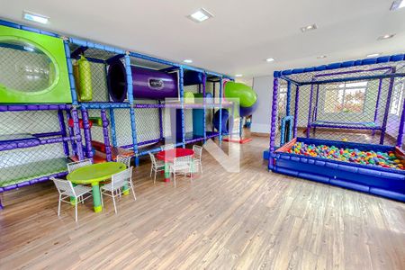Apartamento à venda com 133m², 4 quartos e 2 vagasBrinquedoteca