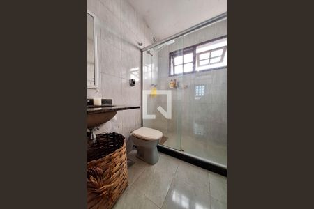 Casa de condomínio à venda com 207m², 5 quartos e 2 vagasBanheiro Social