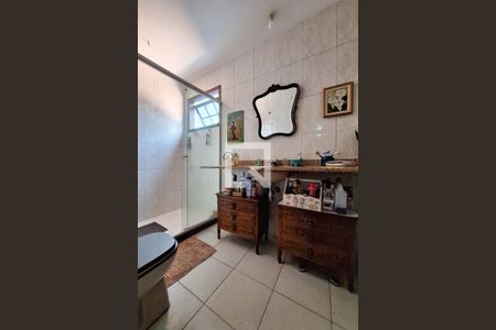 Casa de condomínio à venda com 207m², 5 quartos e 2 vagasBanheiro da Suíte