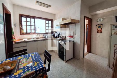 Casa de condomínio à venda com 207m², 5 quartos e 2 vagasCozinha