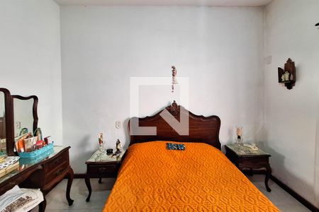 Casa de condomínio à venda com 207m², 5 quartos e 2 vagasSuíte