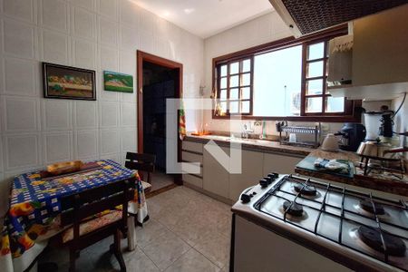 Casa de condomínio à venda com 207m², 5 quartos e 2 vagasCozinha