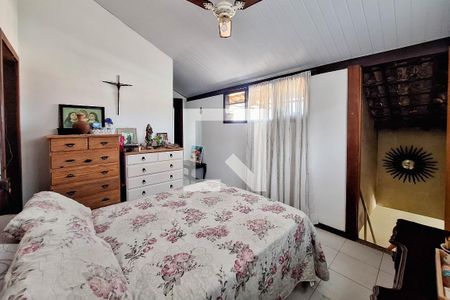 Casa de condomínio à venda com 207m², 5 quartos e 2 vagasQuarto 1