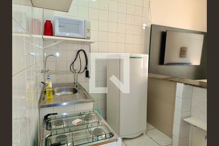 Studio cozinha americana  de kitnet/studio para alugar com 1 quarto, 45m² em Copacabana, Rio de Janeiro