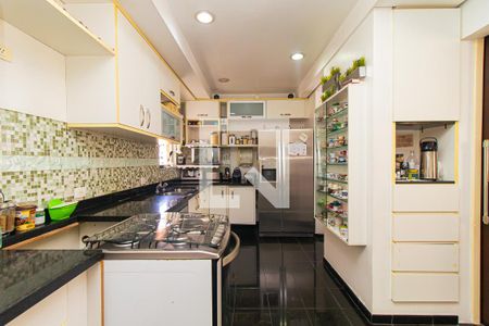 Apartamento à venda com 172m², 3 quartos e 1 vaga Apartamento à venda com 172m², 3 quartos e 1 vagaCozinha