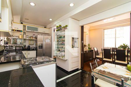 Apartamento à venda com 172m², 3 quartos e 1 vaga Apartamento à venda com 172m², 3 quartos e 1 vagaCozinha